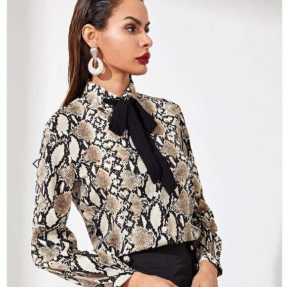 Contrast Tie Neck Snake Print Blouse Size L NWOT - Picture 3 of 7
